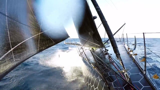 Ca file à bord de Hugo Boss pour Alex Thomson / Vendée Globe