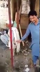 Bekari py Noton ki barish