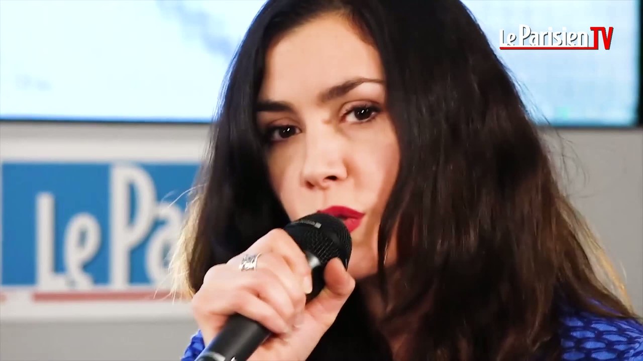 Olivia Ruiz chante « Il y a des nuits » en live au Parisien