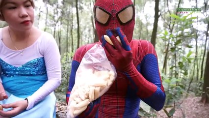 Spiderman vs Venom Fart Poo in Toilet, Frozen Elsa Vs Spiderman Mummy Prank Movie Real Life