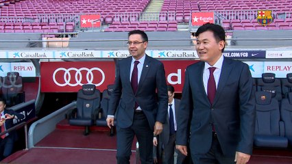 Bartomeu i Mikitani parlen del nou acord de patrocini
