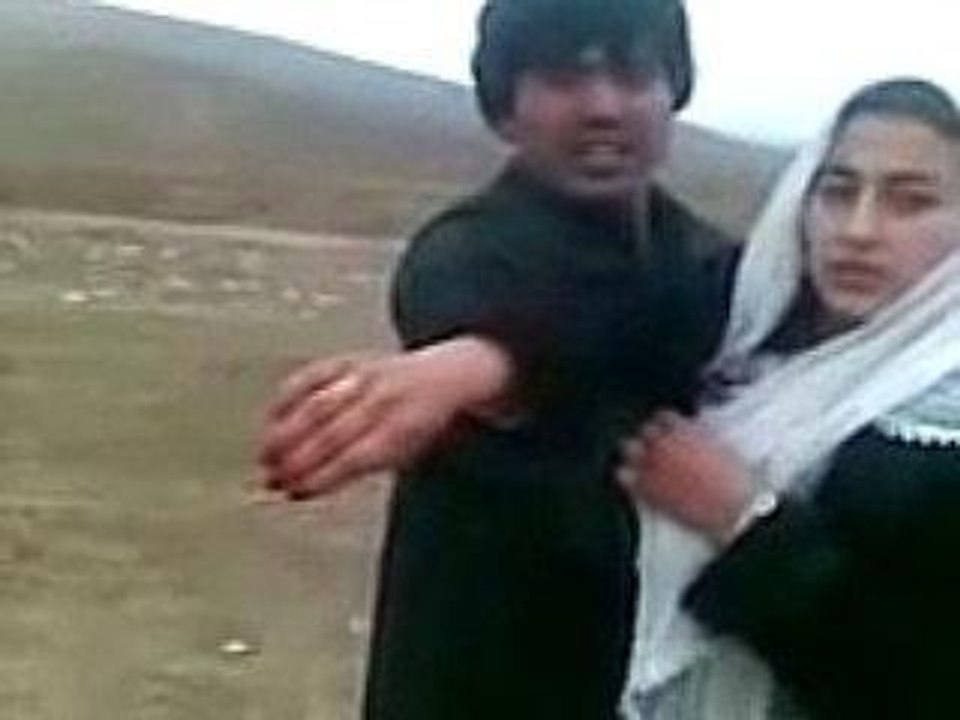 Pashto Girl and Boy Romantic Dance 2016