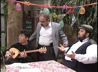 عيلة 8 نجوم أغنية روعة