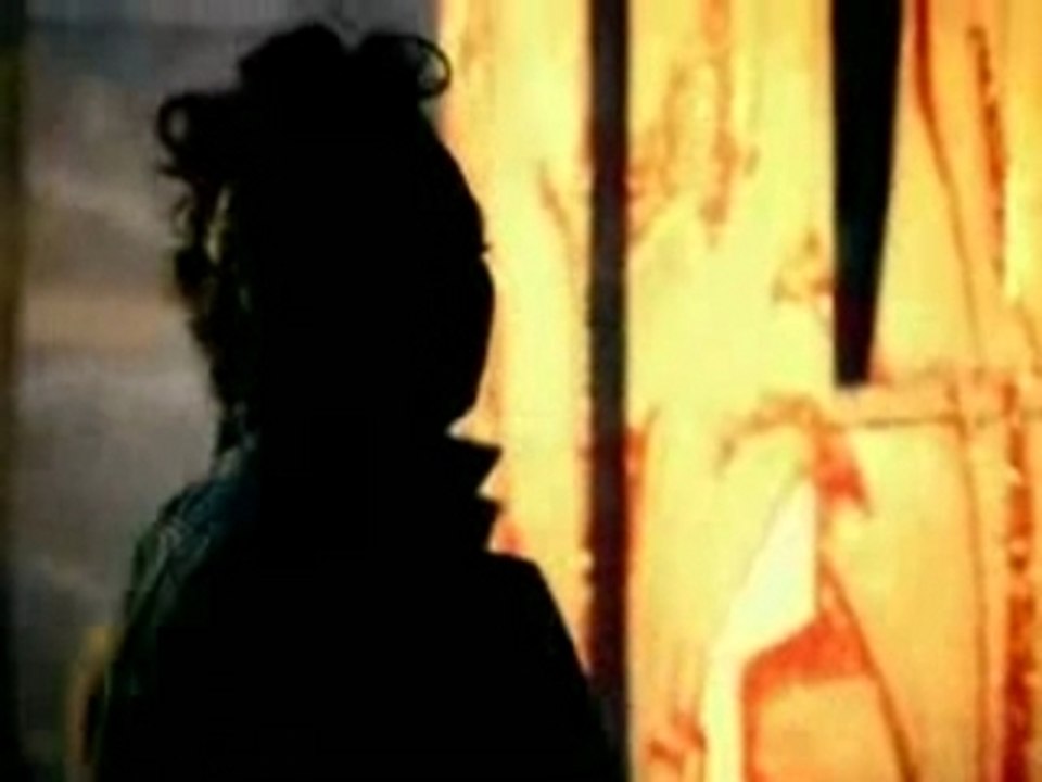 Joss Stone - Tell Me Bout It