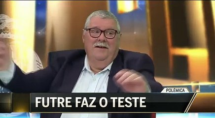 Paulo Futre tenta dissipar dúvidas ao fumar um cigarro eletrónico em direto