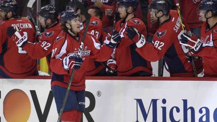 Backstrom, Capitals Steamroll Penguins
