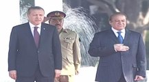 Erdoğan Pakistan'da resmi törenle karşılandı