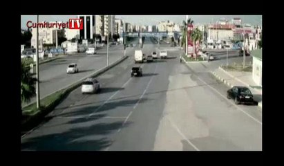 Freni patlayan yolcu otobüsünün dehşet saçtığı anlar kamerada