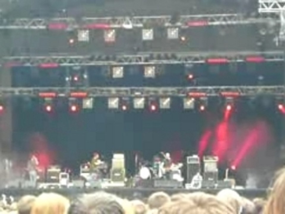 Mogwai - I Know You Are But What Am I? (live Rock en Seine)