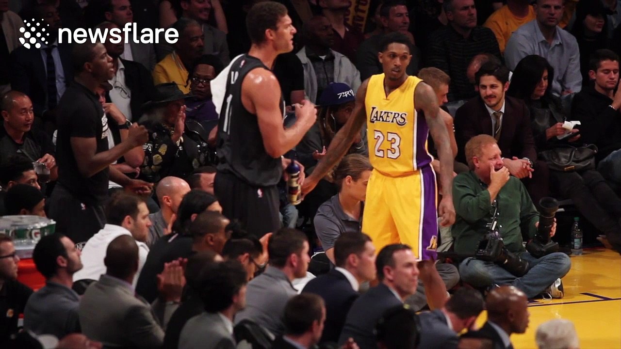 Rapper Lil Wayne spotted at basketball match in Los Angeles