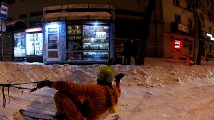 Le tigre est de sortie sur ses skis