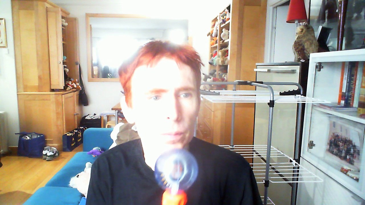 Wiwi égratigne "un autre désir" d'Yves Simon