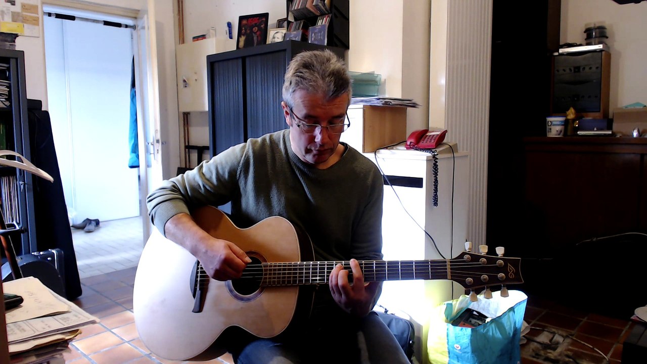 MESSAGE IN A BOTTLE Cours Guitare