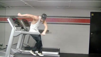 When this salt guy on the treadmill will not believe your eyes!