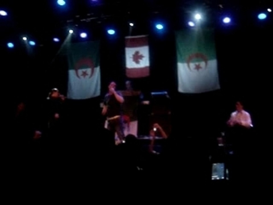 houari dauphin chante hasni