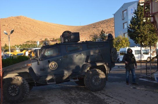 Ahmet Türk ve Tuncer Bakırhan görevden uzaklaştırıldı