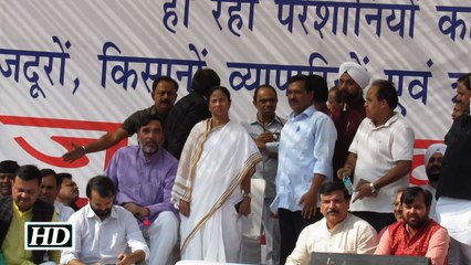 Mamata, Kejriwal warn of public revolt over demonetisation