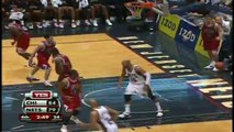 Jason Kidd and Vince Carter with BIG Plays vs Chicago