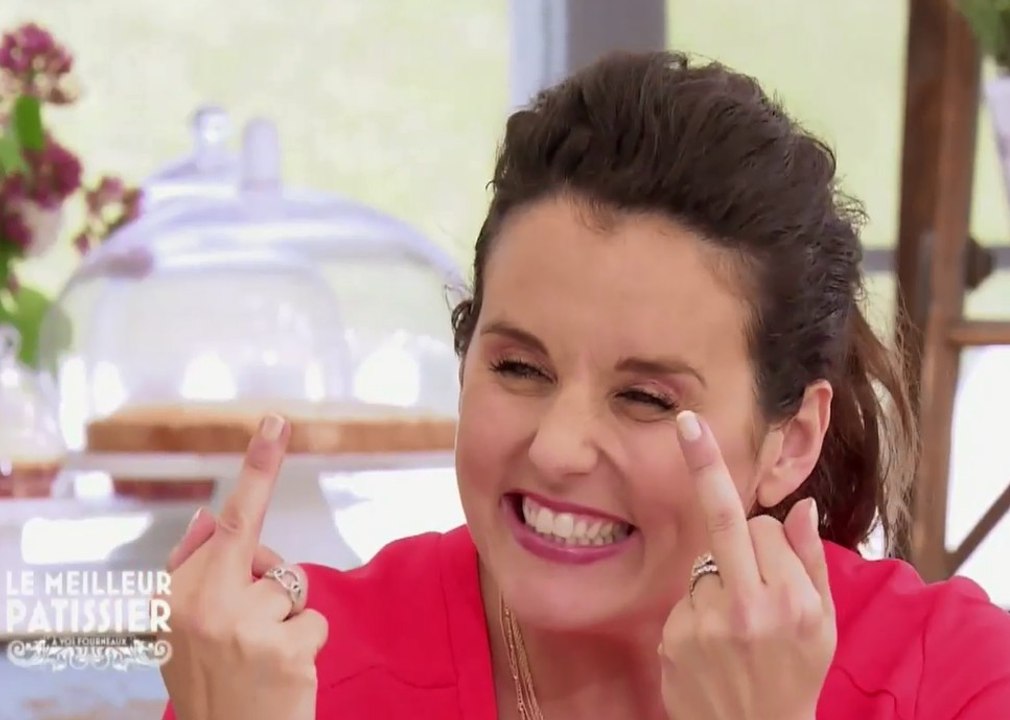 Cyril Lignac énerve Faustine Bollaert dans le bêtisier du Meilleur pâtissier !