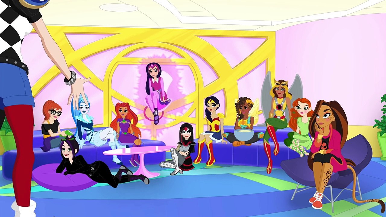 Wpadnij do Super Hero High |Webizod 106 | DC Super Hero Girls