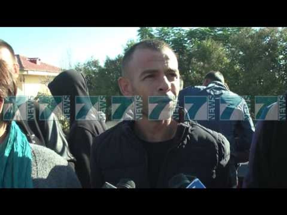 VIJON PROTESTA KUNDER IMPIANTIT TE MBETJEVE NE FIER - News, Lajme - Kanali 10
