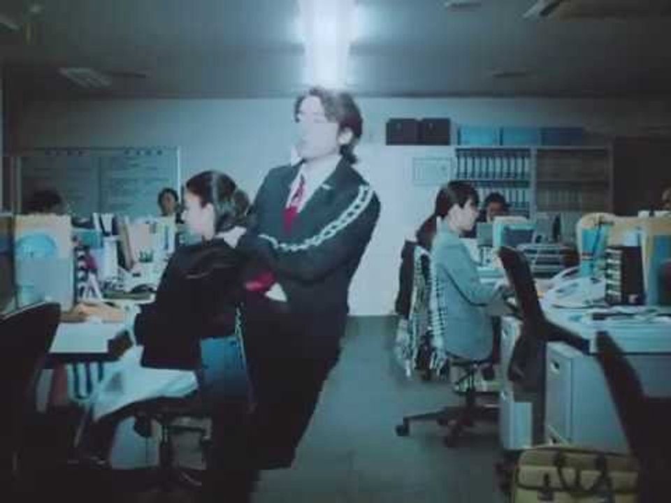 Đến quỳ với cái quảng cáo này, xem hết rồi vẫn không biết nó nói về cái gì?