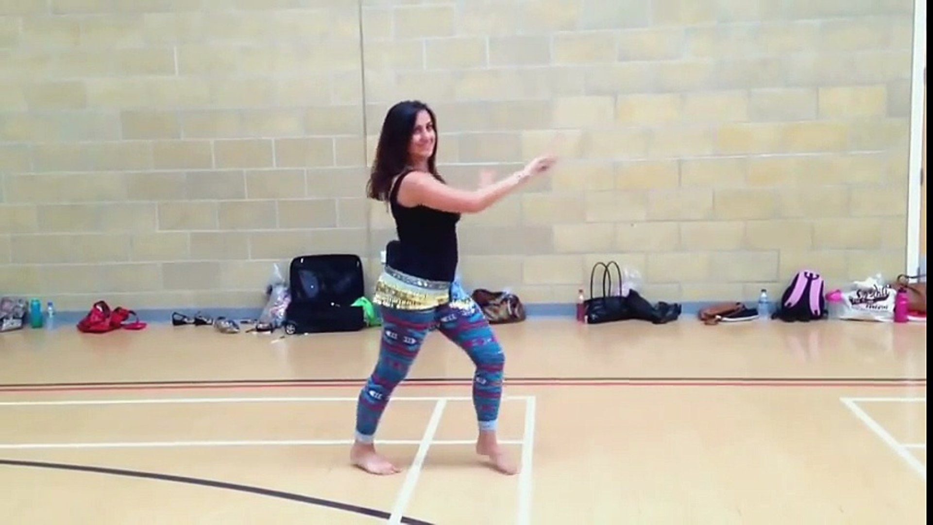 مش صافيناز .رقص شرقي مصري .Hot Belly Dance (104)