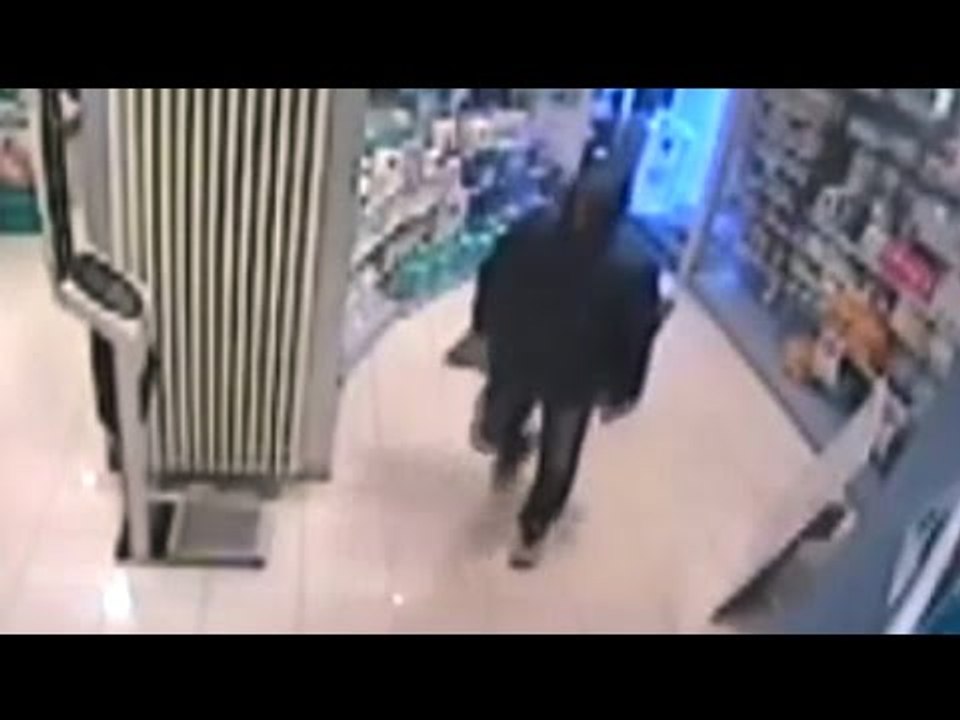 Torino - Evade dai domiciliari e rapina farmacia, arrestato (16.11.16)