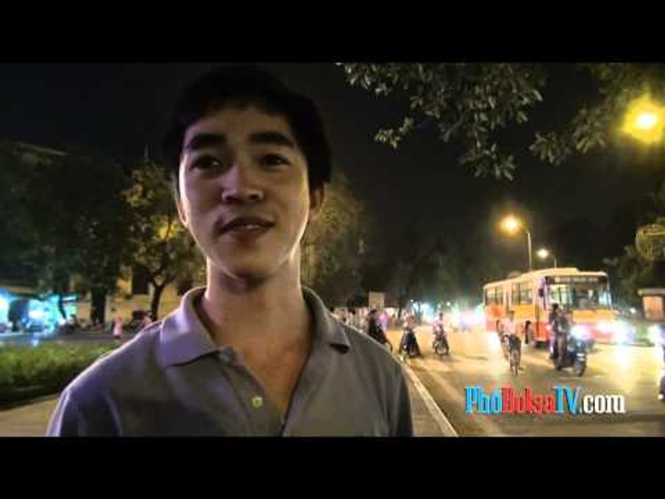 Phương pháp an toàn để băng qua những con đường đông đúc xe cộ tại VN