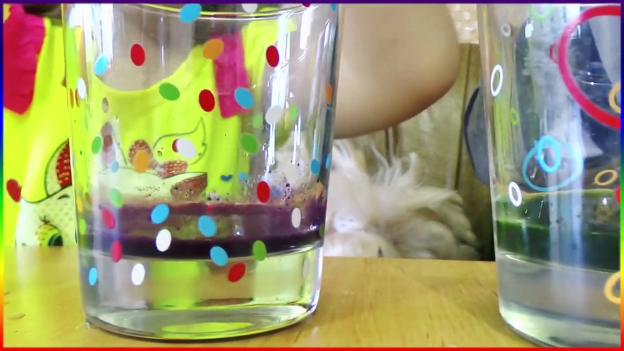 ЧЕЛЛЕНДЖ КТО БЫСТРЕЕ ТРУБОЧКИ + ВОДА + КРАСКА СЕМЕЙНАЯ ИГРА Challenge Water Time For Toys game