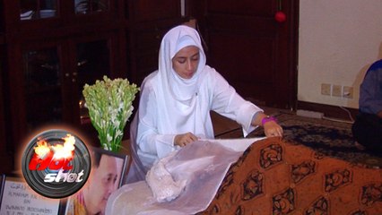 Ayahanda Annisa Trihapsari Tutup Usia - Hot Shot 18 November 2016