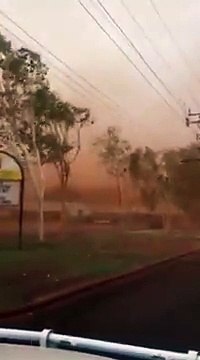 Ce n'est pas la fin du monde, juste une tempête de sable impressionnante