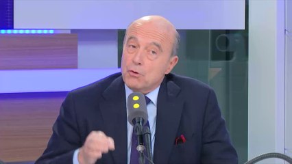 Pour Alain Juppé, Fillon a "le programme le moins crédible"