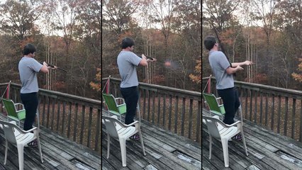 Ce mec tire au fusil pour sa 1ère fois