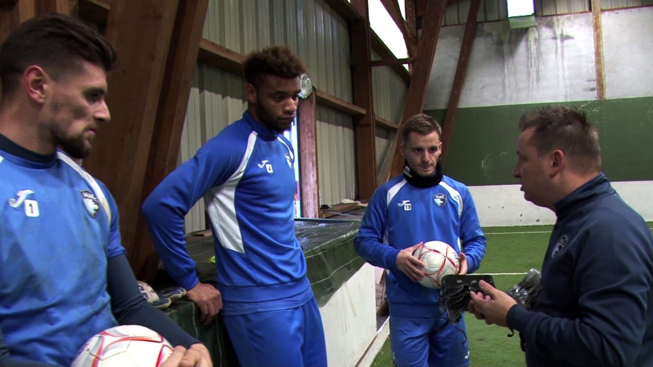 Rencontre entre le pros et l'équipe Cecifoot du HAC
