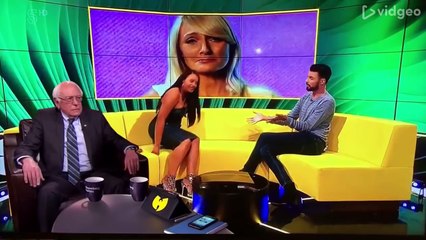 Bernie Sanders scares twerking girl on live TV