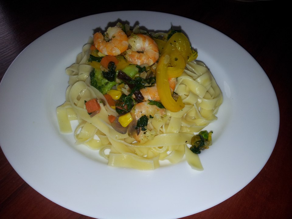 PASTA CON VERDURAS Y LANGOSTINOS-recetas postres faciles rapidos y economicos de hacer