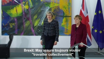 Brexit: May assure toujours vouloir "travailler collectivement"