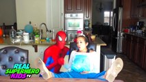 PREGNANT FROZEN ELSA VS SPIDERMAN DELIVERS TRIPLETS w/ Pink SpiderGirl BABY SPIDEY Funny Superhero