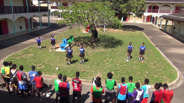 Concours FLASHMOB UNSS championnat du monde de HANDBALL 2017+AS Lycée Félix Eboué Cayenne (973)