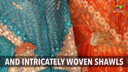 Cholita Fashion Goes International