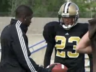 David Beckham: NFL Running Back (Futbol Meets Football)