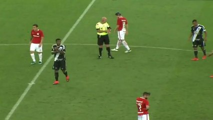 Internacional tropeça em casa e torcida enfrenta a polícia na saída do estádio