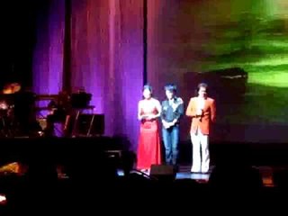 Thí sinh Nguyên Khanh với nhạc phẩm "Giọt Nắng Bên Thềm"