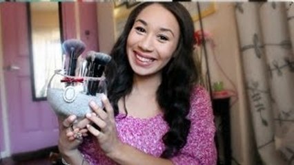 D.I.Y Makeup Brush Holder!