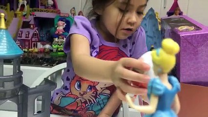 NEW DISNEY PRINCESS TOY CASTLE PLAYSET Giant Egg Surprise Toys Kids Kinder Eggs Unboxing ToysReview
