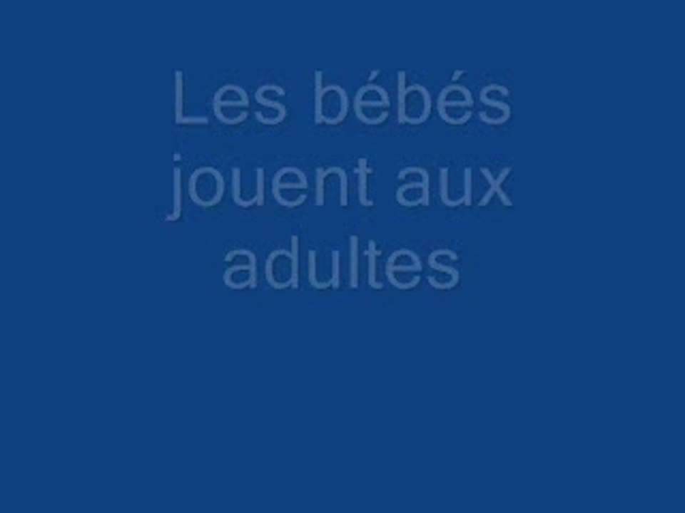 Les bébés jouent aux aduldes_0001
