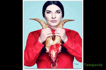 Jefe de campaña publicitaria de Hillary Clinton invitado a una cena satánica.