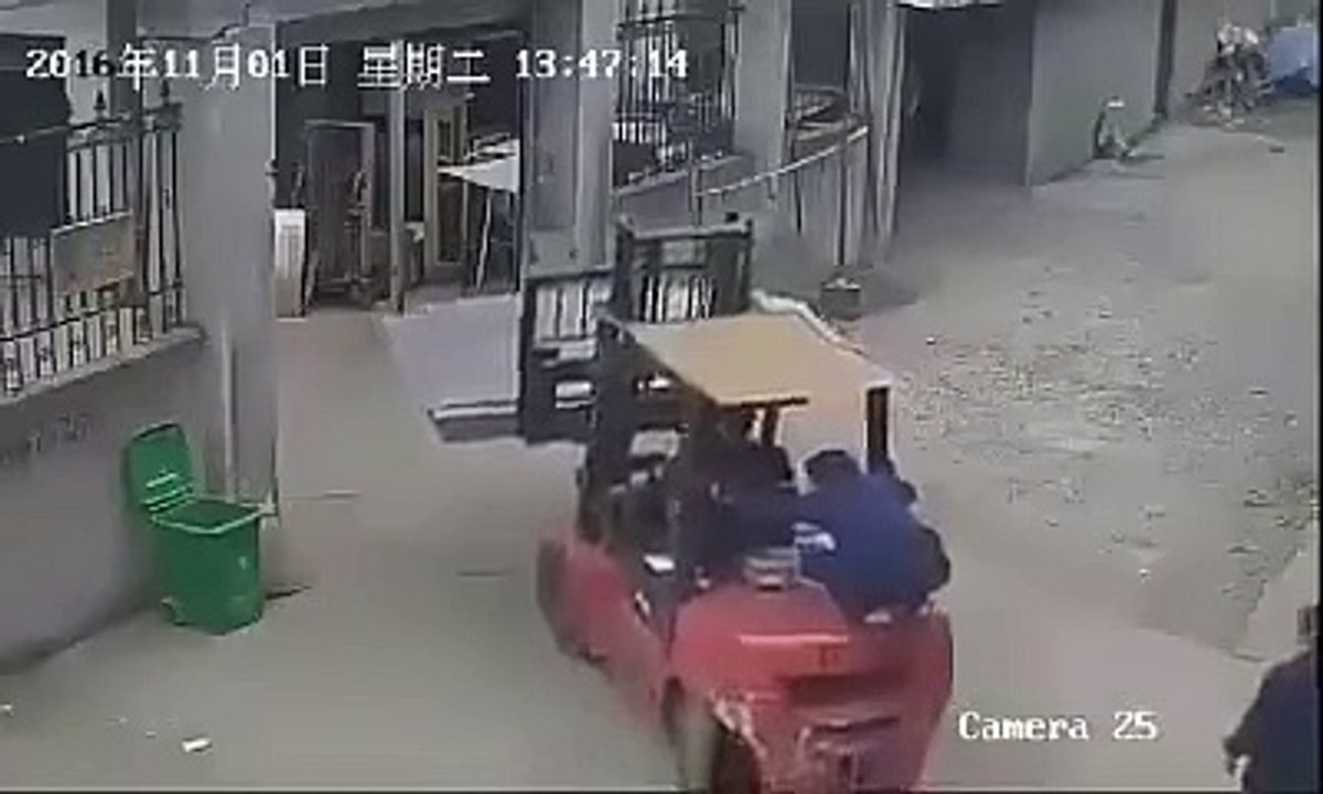 ‫موت آنے میں بس اتنا ٹائم لگتا ہے‬