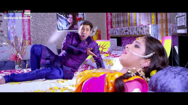 Table Pe Lavel Mili | Full Song | BHOJPURI HOT SONG | DINESH LAL YADAV ,AAMRAPALI DUBEY